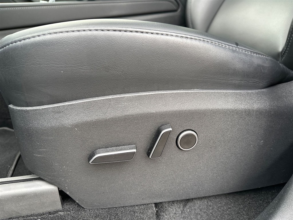 Tesla Model Y Long Range billede 20