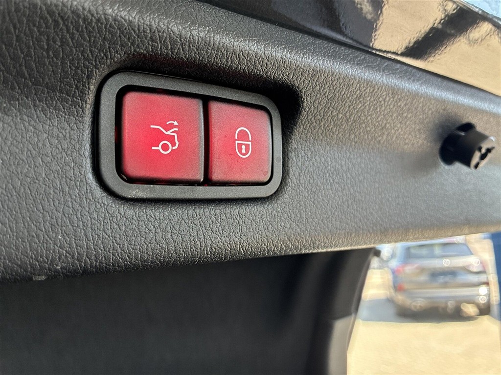 Mercedes-Benz EQE 300 AMG Line billede 8
