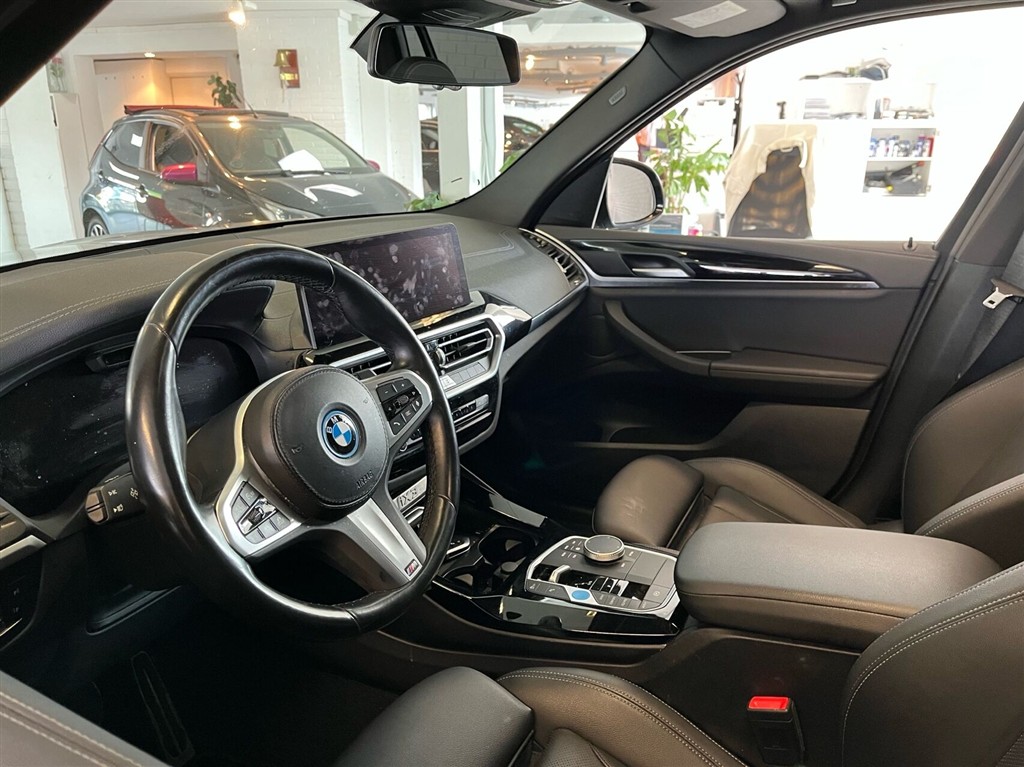 BMW iX3 M-Sport Charged billede 3