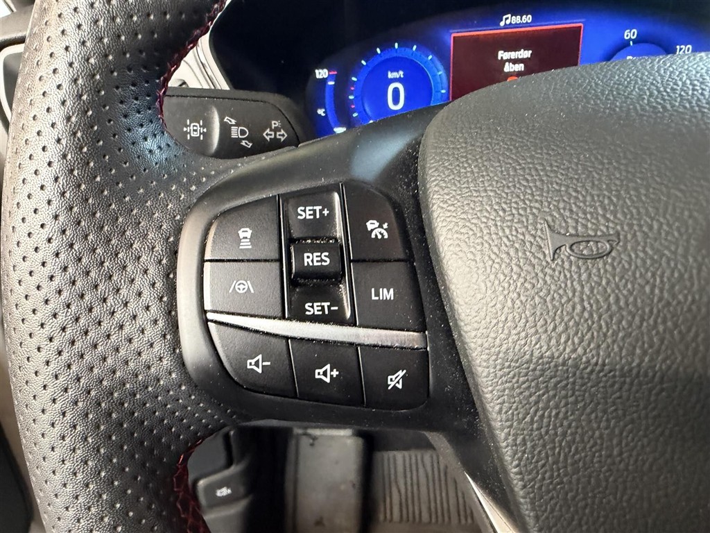 Ford Kuga Graphite Tech billede 9
