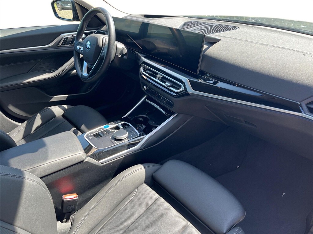 BMW i4 Charged Plus billede 10