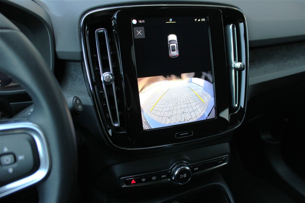 Volvo XC40 Plus billede 9