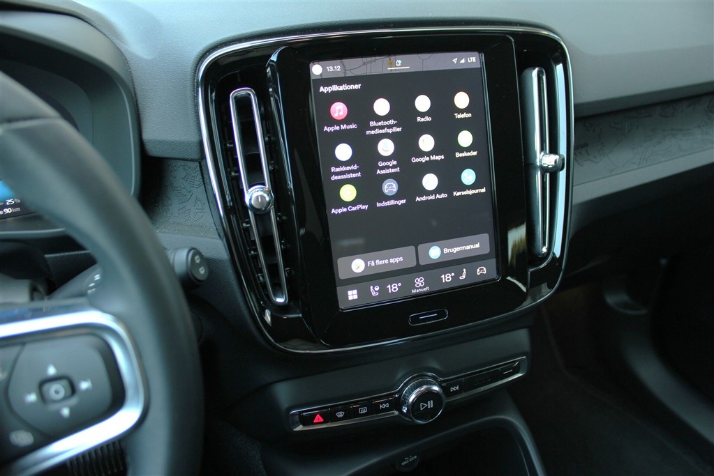 Volvo XC40 Plus billede 11