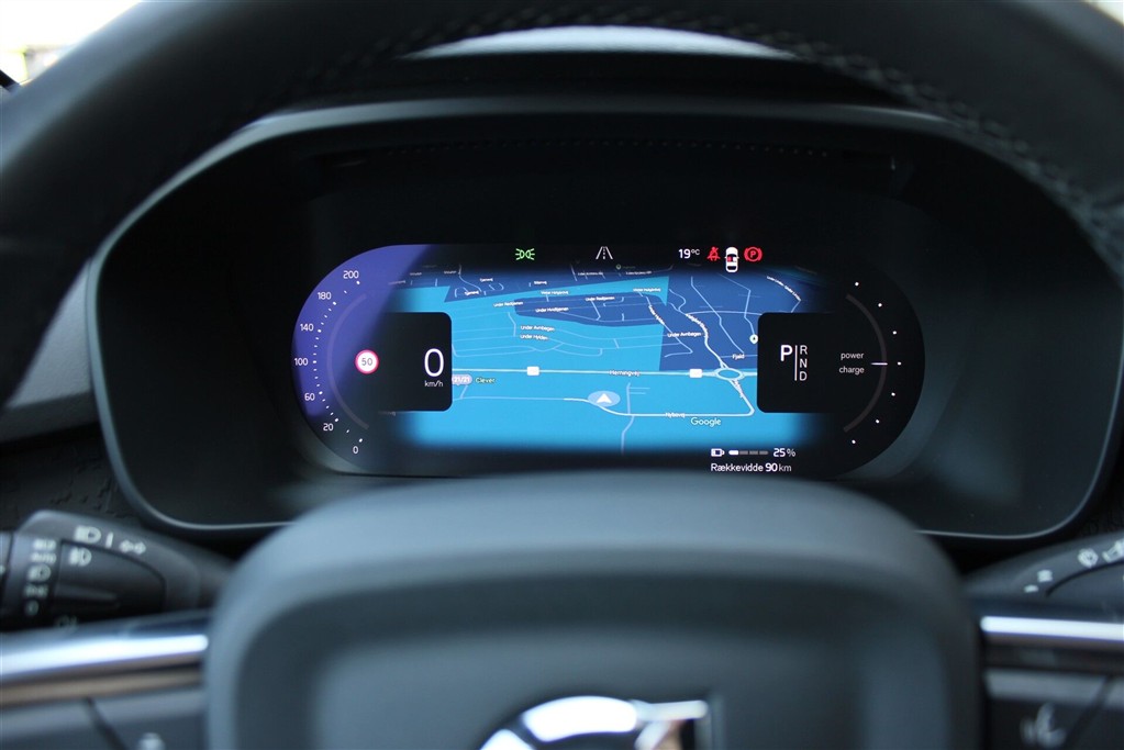 Volvo XC40 Plus billede 12