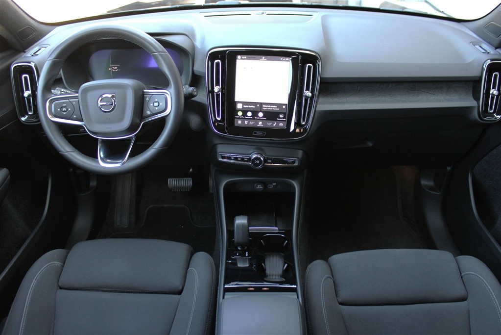 Volvo XC40 Plus billede 16