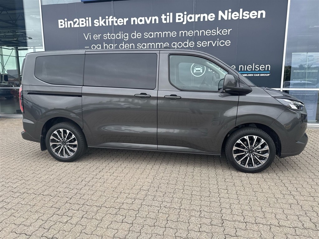 Ford E-Tourneo Custom Titanium billede 2