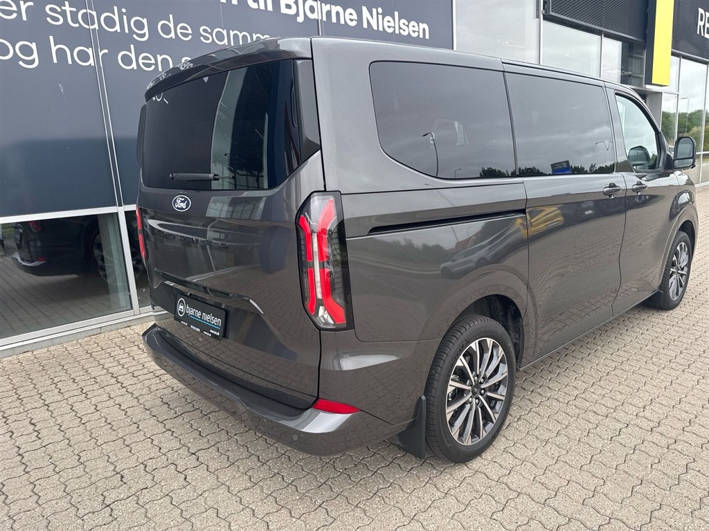 Ford E-Tourneo Custom Titanium billede 3