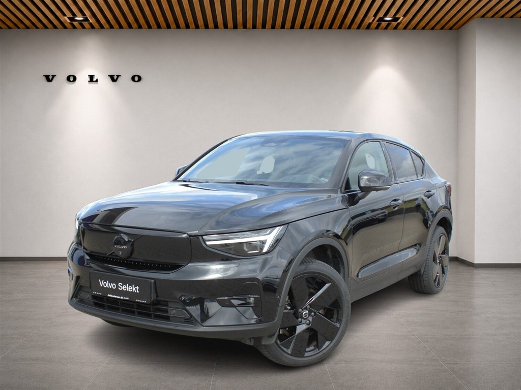 Volvo EC40 Black Edition
