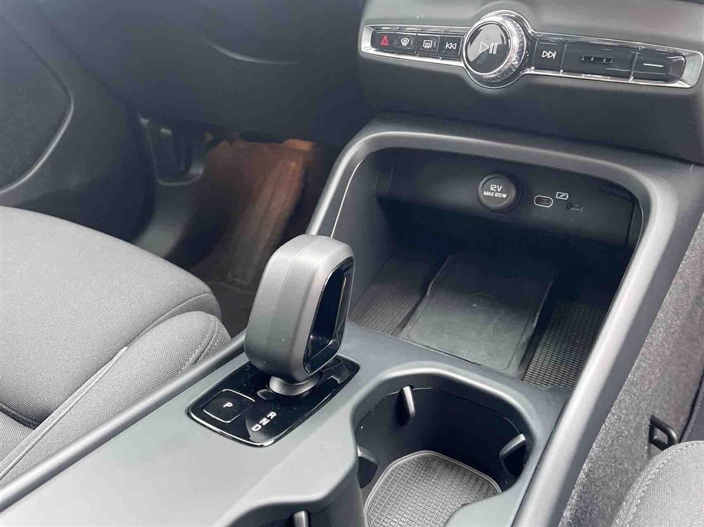 Volvo EX40 Plus billede 18
