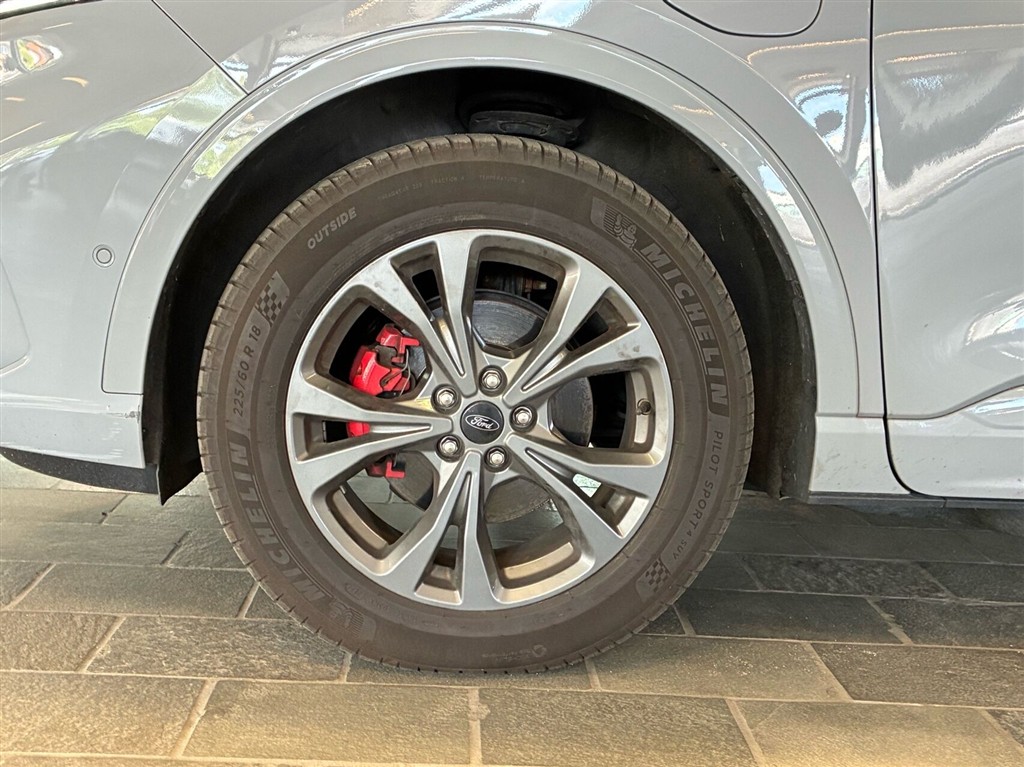 Ford Kuga Graphite Tech billede 3