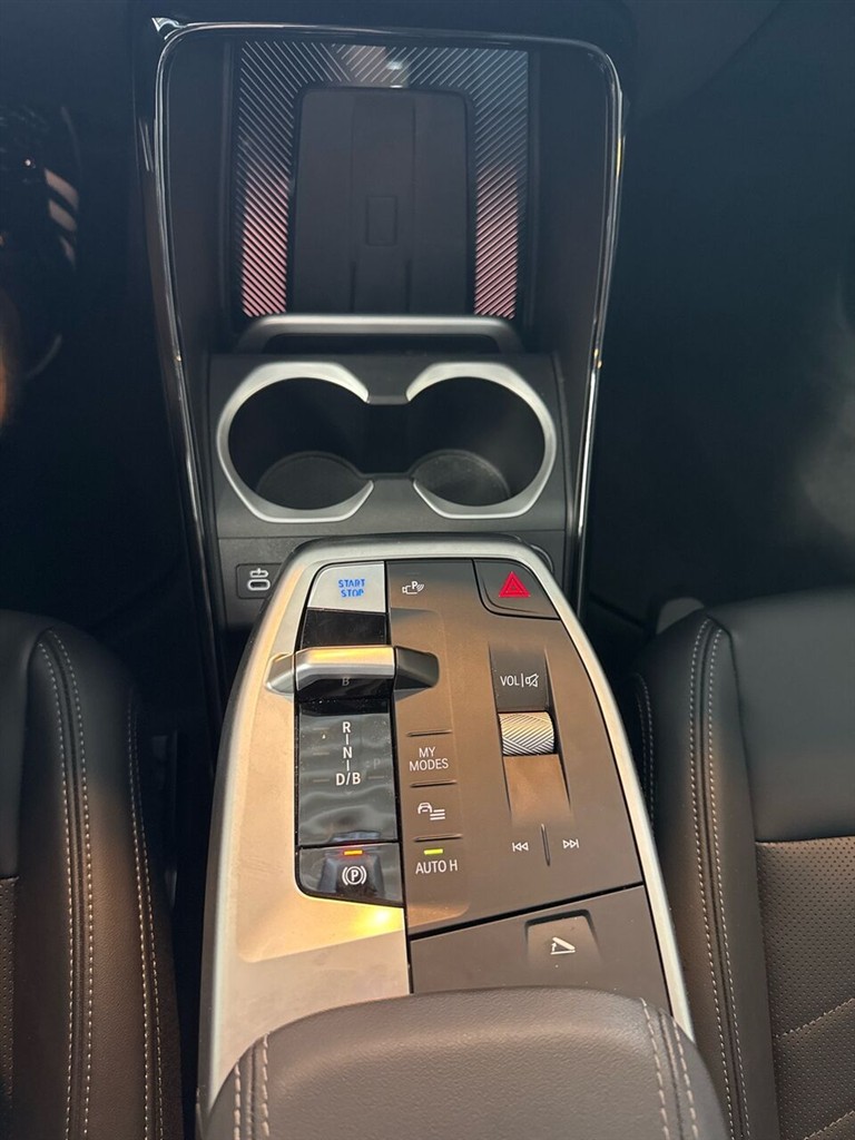 BMW iX1 xLine billede 17