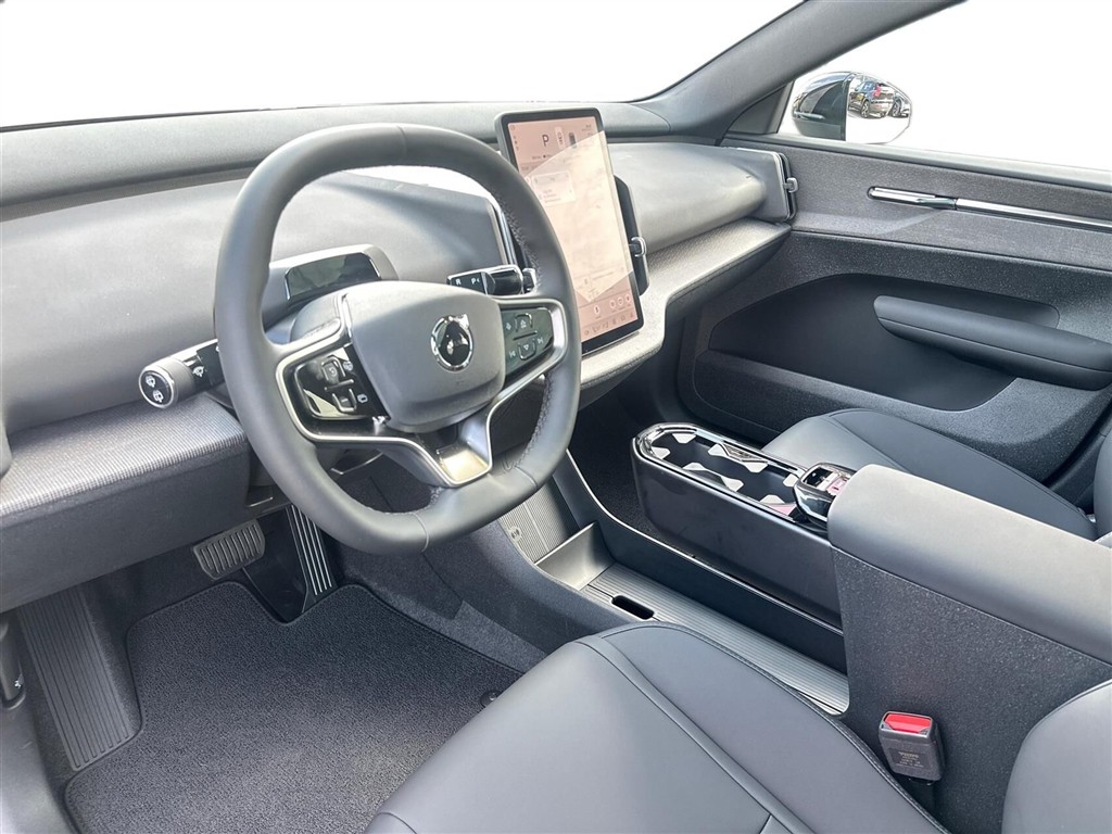 Volvo EX30 Black Edition billede 3
