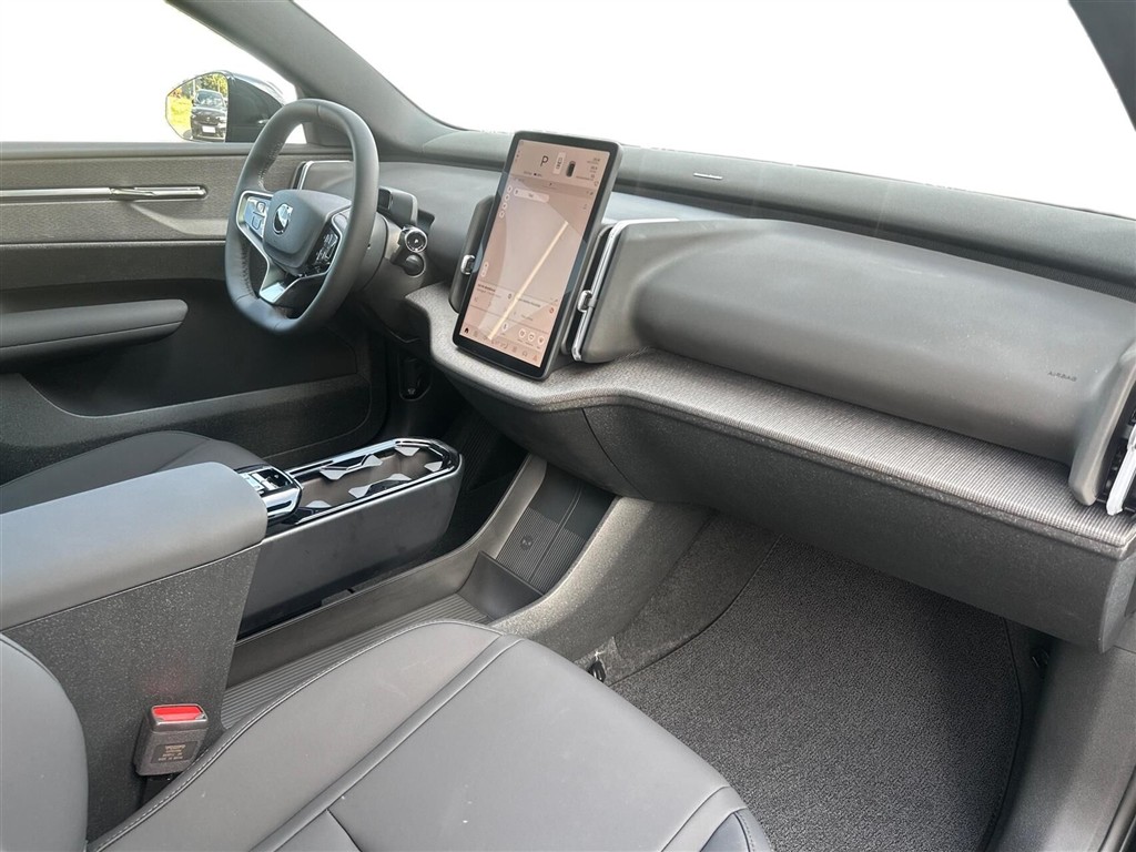 Volvo EX30 Black Edition billede 10
