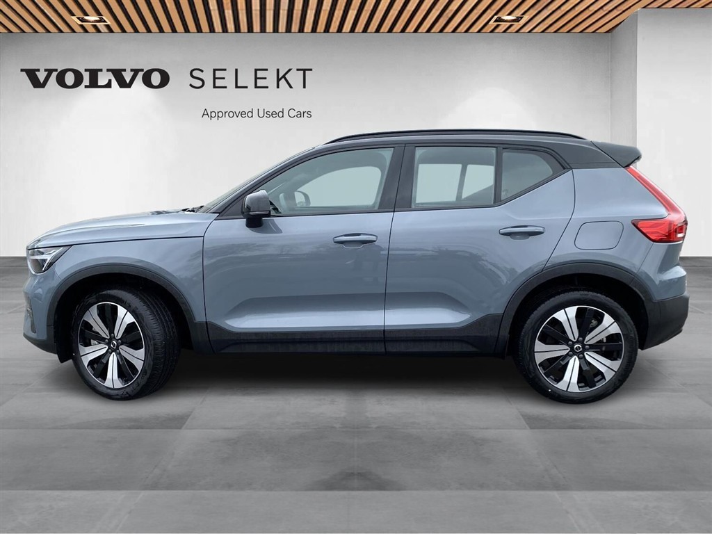 Volvo XC40 Plus billede 2