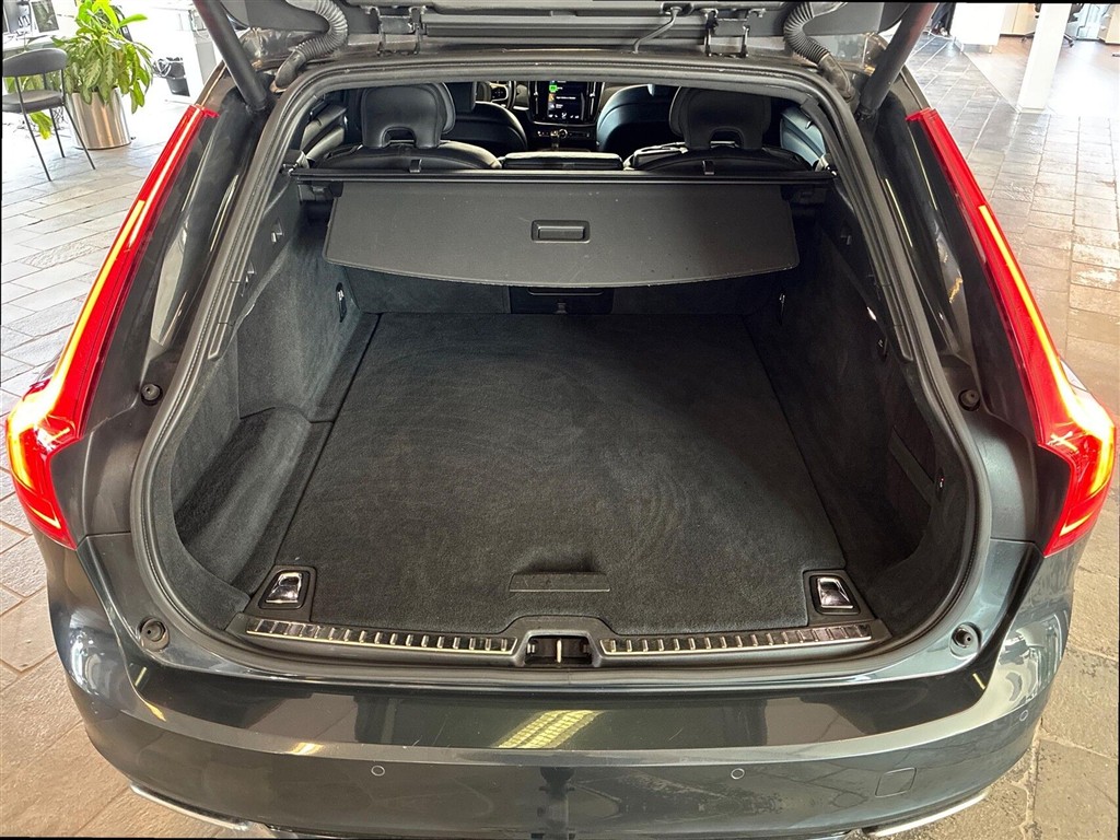 Volvo V90 R-design billede 16