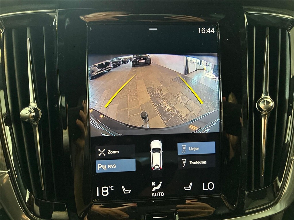 Volvo V90 R-design billede 14