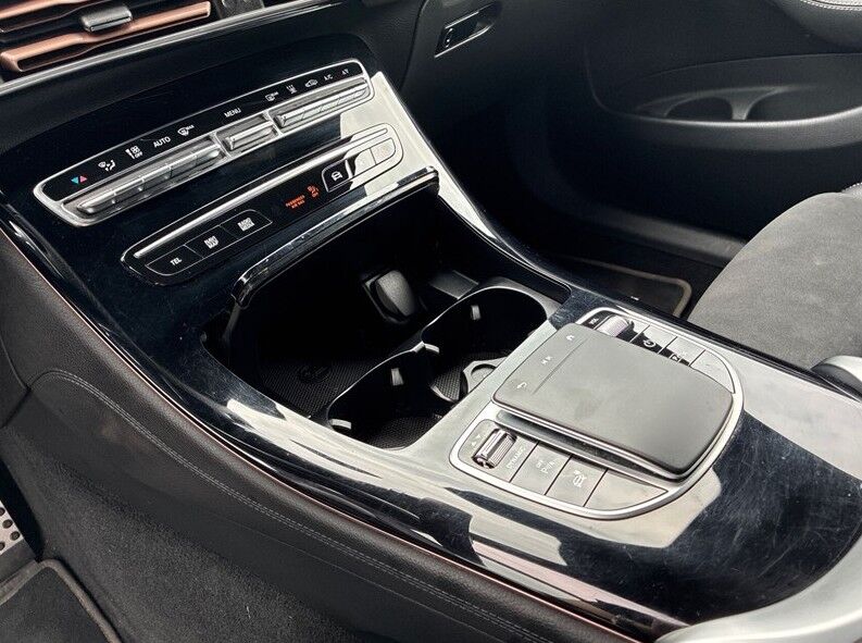 Mercedes-Benz EQC 400 AMG Line billede 15