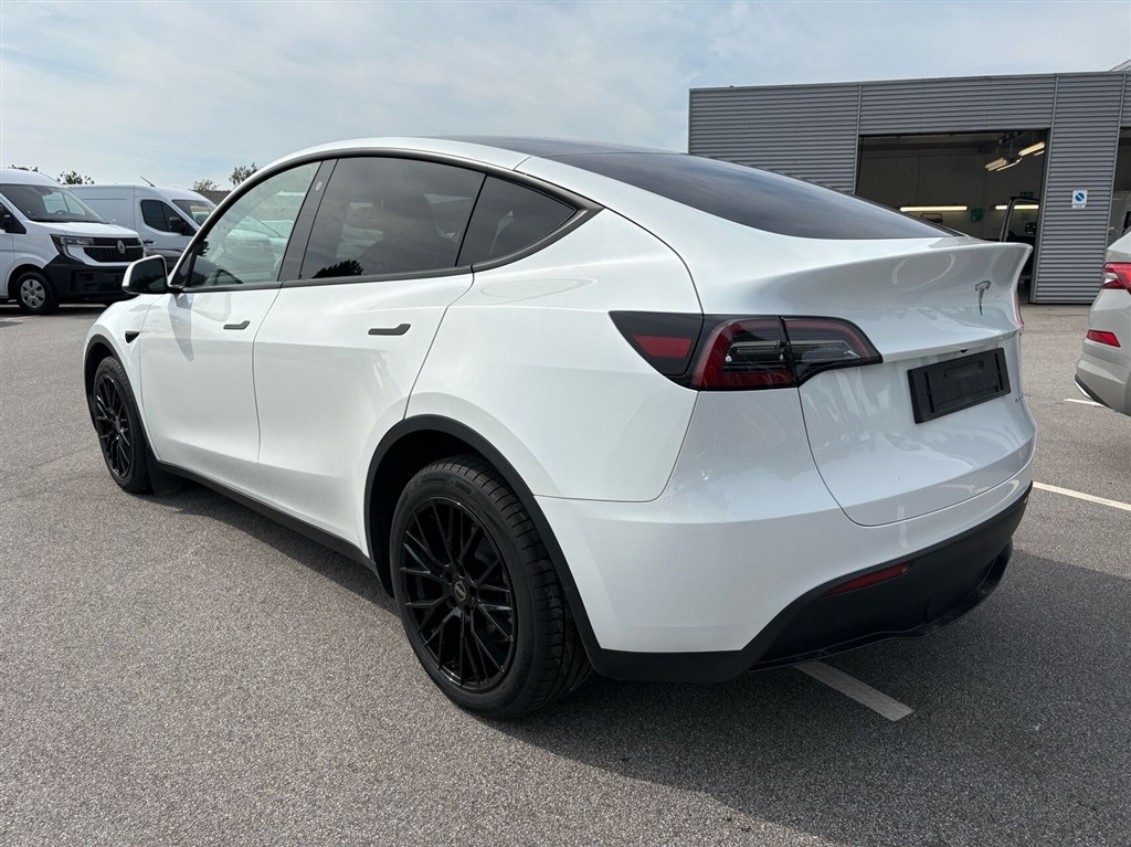 Tesla Model Y Long Range billede 3