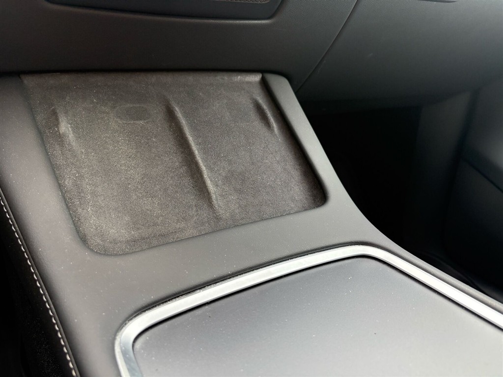 Tesla Model Y Long Range billede 9
