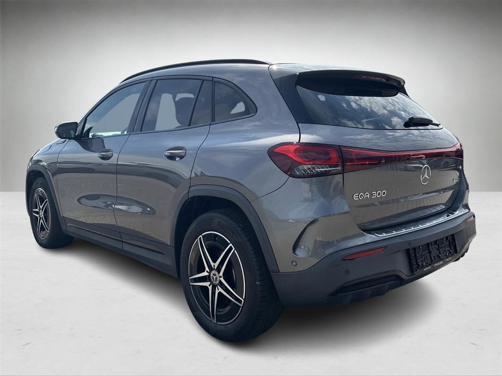 Mercedes-Benz EQA 300 AMG Line billede 3
