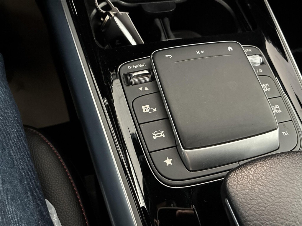 Mercedes-Benz EQA 300 AMG Line billede 20