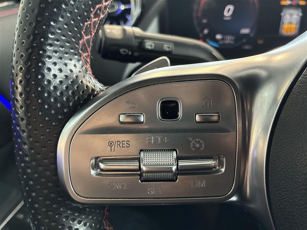 Mercedes-Benz EQA 300 AMG Line billede 23