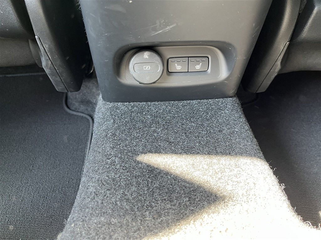 Volvo EC40 Core billede 17