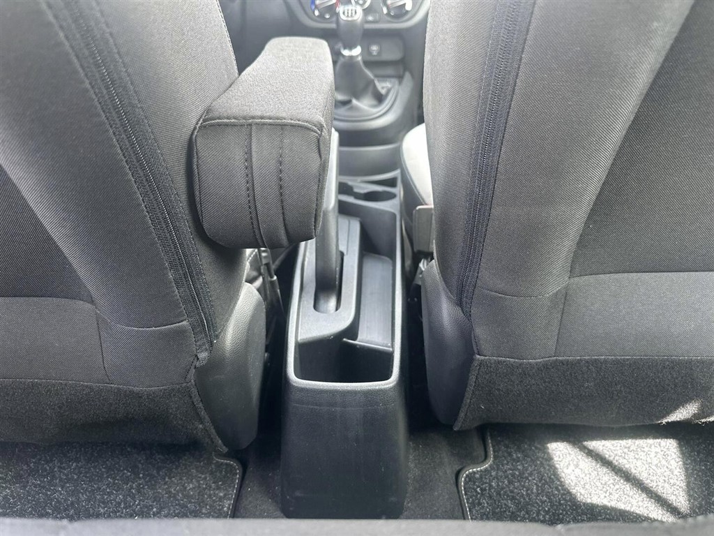 Hyundai i10 Essential billede 15