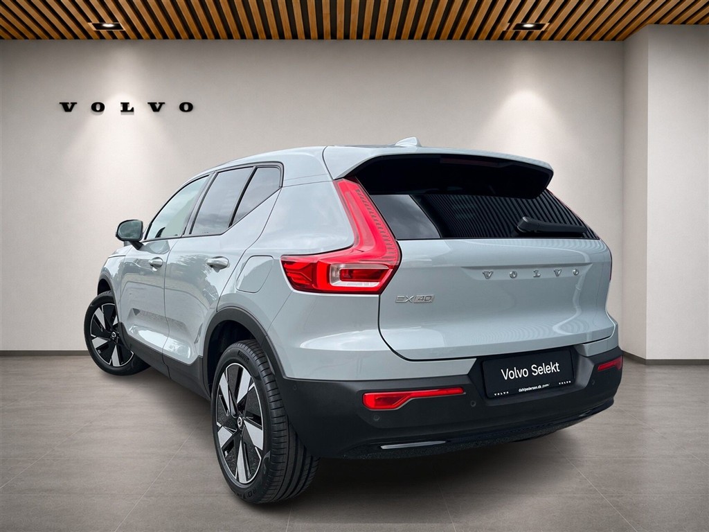 Volvo EX40 Core billede 2