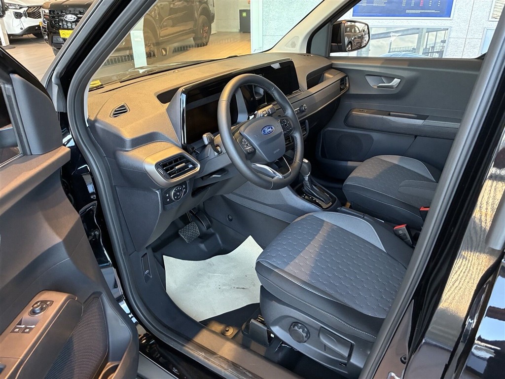 Ford Transit Courier Limited billede 4