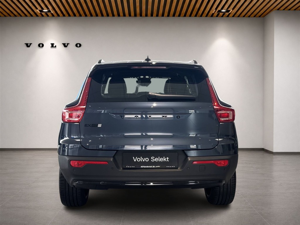Volvo EX40 Black Edition Excess billede 4