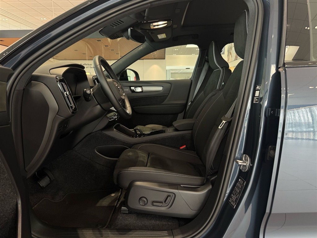 Volvo EX40 Black Edition Excess billede 6