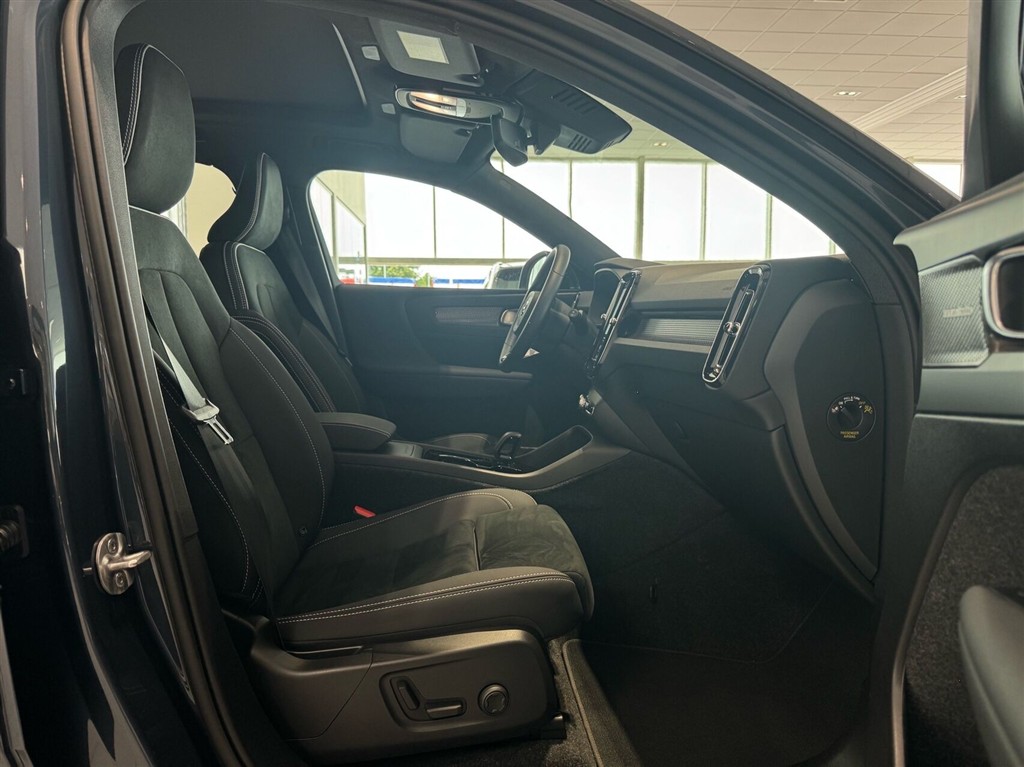 Volvo EX40 Black Edition Excess billede 11