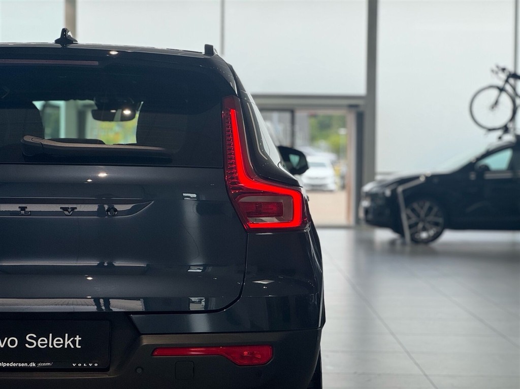 Volvo EX40 Black Edition Excess billede 25