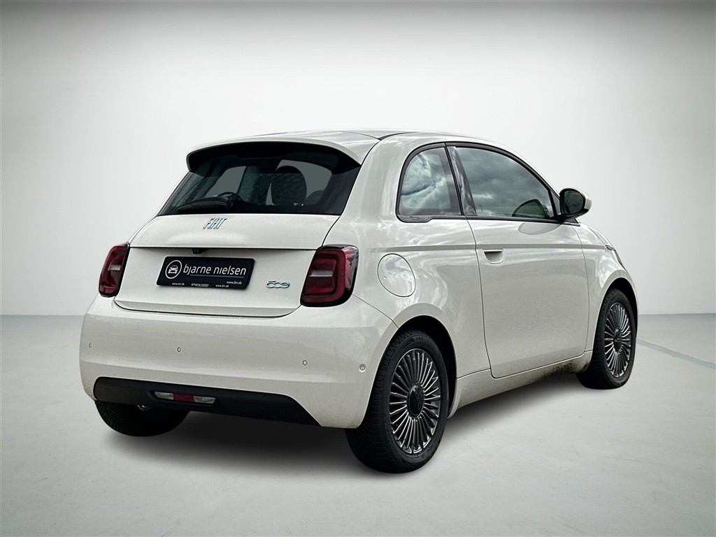 Fiat 500e La Prima billede 2