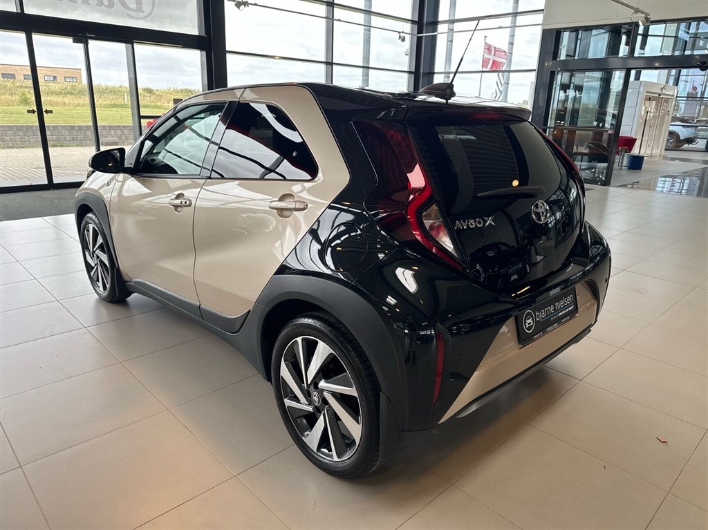 Toyota Aygo X Envy billede 2