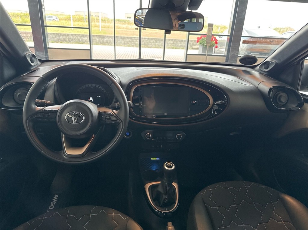 Toyota Aygo X Envy billede 9