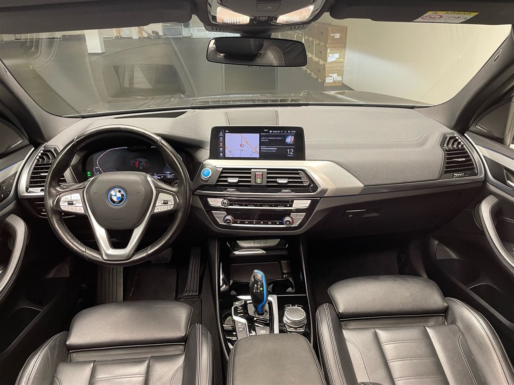 BMW iX3 Charged Plus billede 12