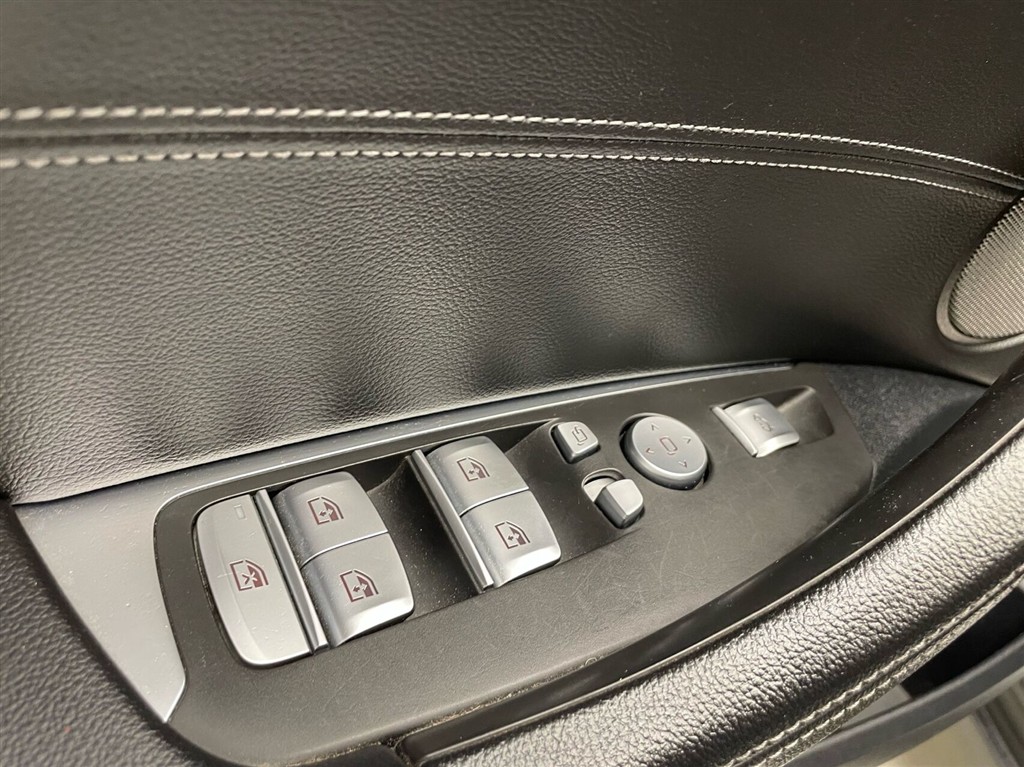 BMW iX3 Charged Plus billede 24