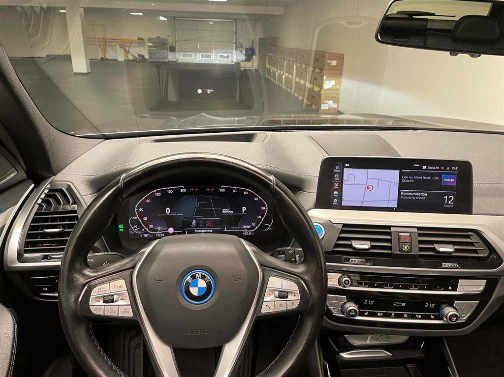 BMW iX3 Charged Plus billede 29
