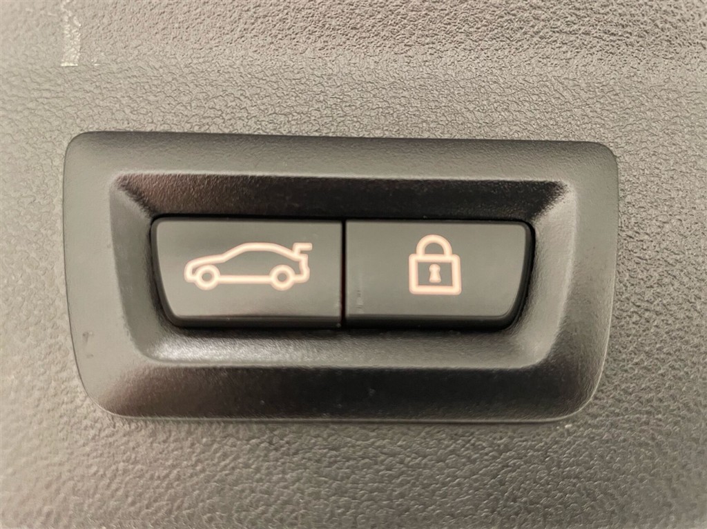 BMW iX3 Charged Plus billede 45
