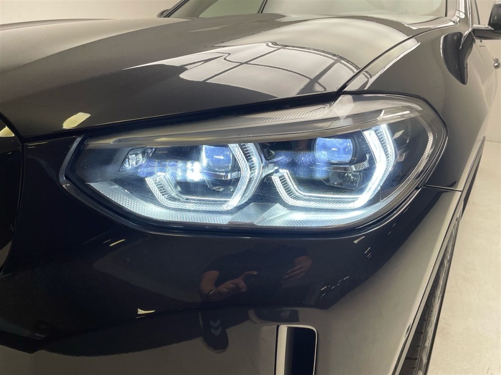 BMW iX3 Charged Plus billede 49