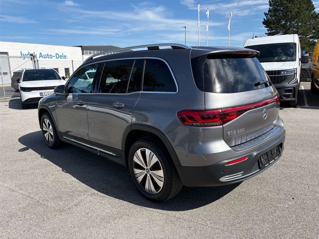 Mercedes-Benz EQB 250 Progressive billede 3