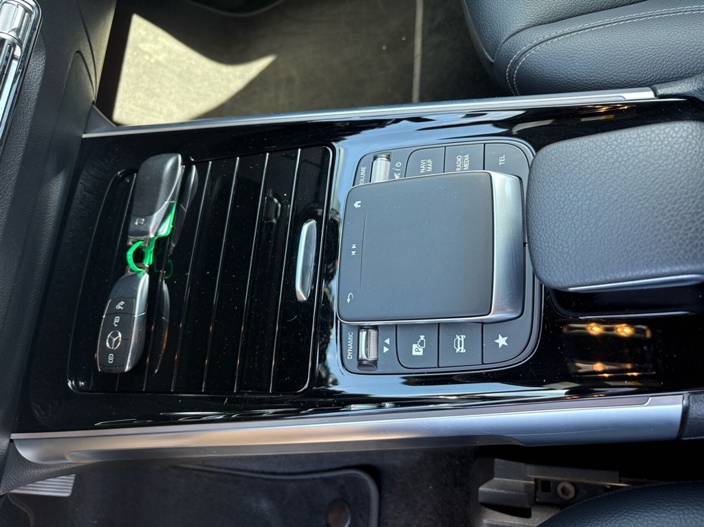Mercedes-Benz EQB 250 Progressive billede 16