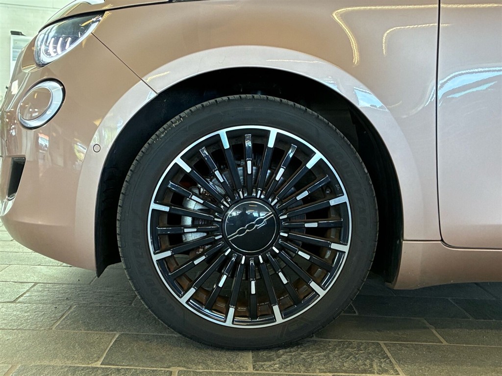 Fiat 500e La Prima By Bocelli billede 2