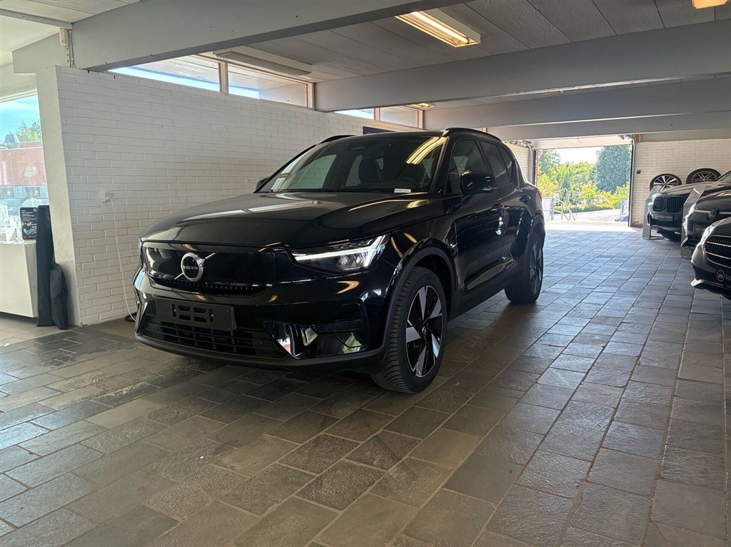 Volvo XC40 Plus