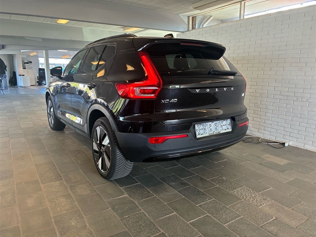Volvo XC40 Plus billede 2