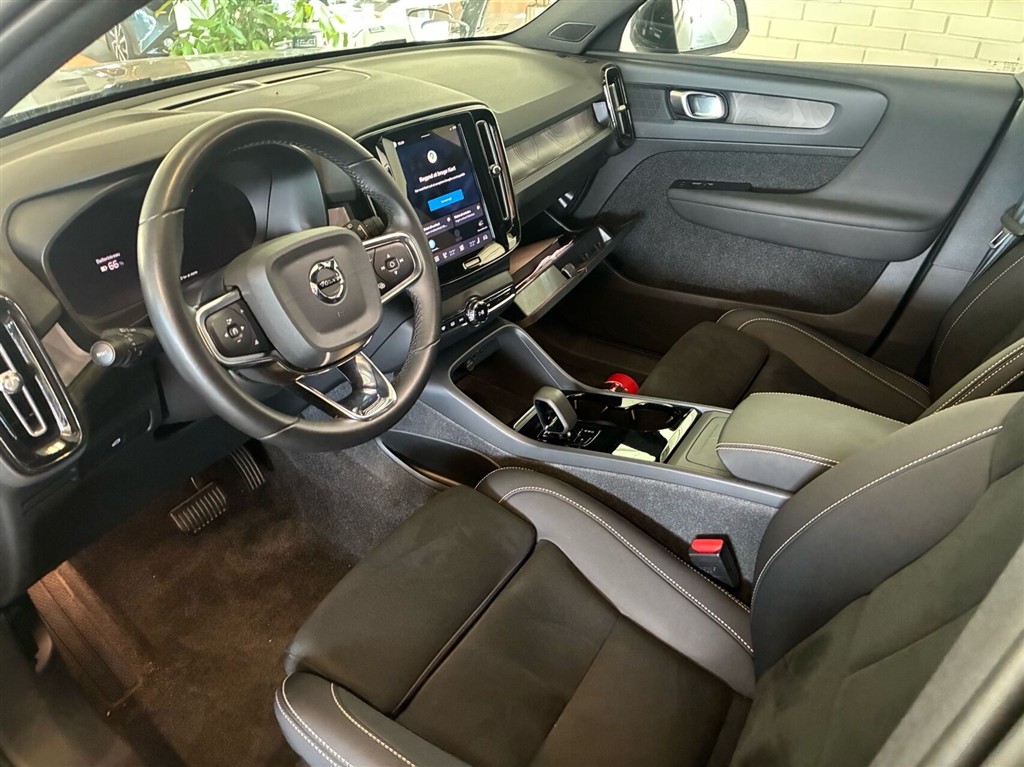 Volvo XC40 Plus billede 6