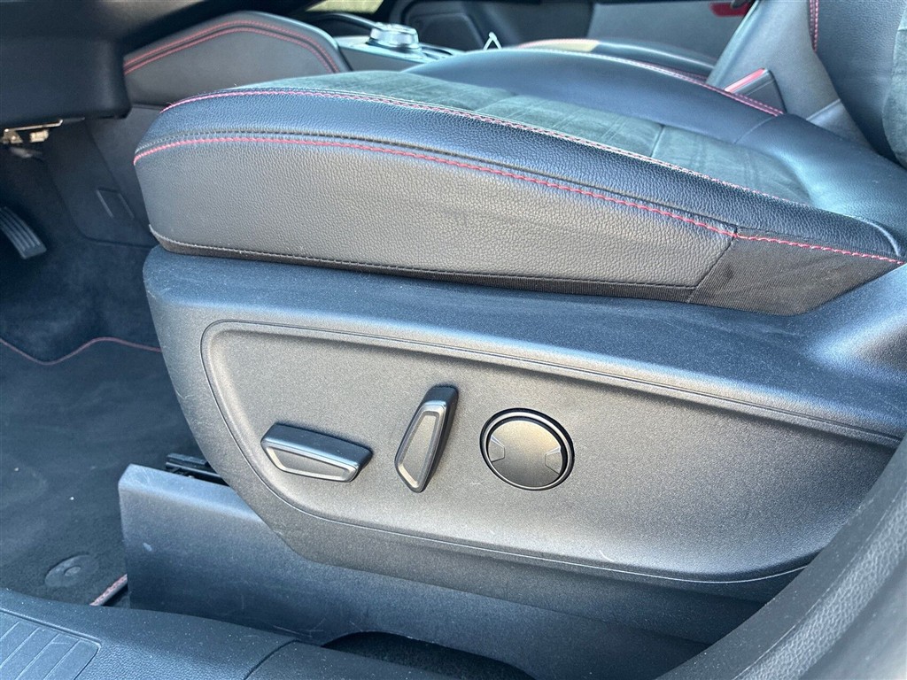 Ford Kuga ST-Line X billede 18