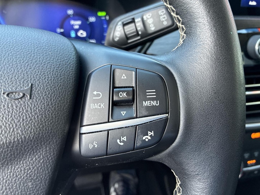 Ford Kuga Vignale billede 17